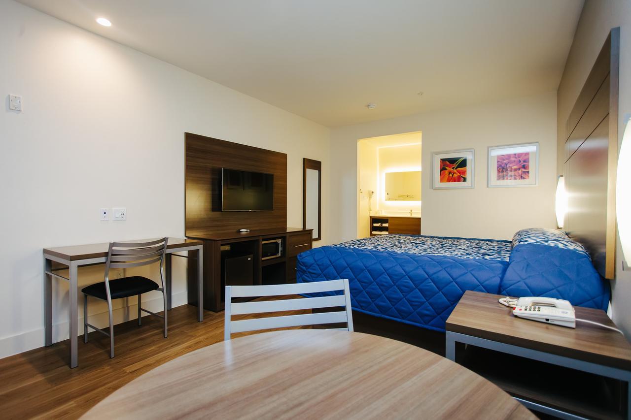 Palace Inn Blue City Centre Хюстън Екстериор снимка